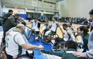 &Mu;&epsilon; &Eta;&rho;ά&kappa;&lambda;&epsilon;&iota;&omicron; &gamma;&iota;&alpha; &tau;&eta;&nu; &pi;&rho;ώ&tau;&eta; &theta;έ&sigma;&eta; &tau;&omicron; &mu;&pi;ά&sigma;&kappa;&epsilon;&tau; &mu;&epsilon; &alpha;&mu;&alpha;&xi;ί&delta;&iota;&omicron;