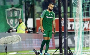 &Mu;&pi;ή&kappa;&epsilon; &omicron; &Iota;&nu;&sigma;&omicron;ύ&alpha;, &xi;&alpha;&nu;ά &epsilon;&kappa;&tau;ό&sigmaf; &omicron; &Mu;&omicron;&lambda;ί&nu;&sigmaf;