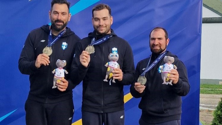 &laquo;&Chi;ά&lambda;&kappa;&iota;&nu;&omicron;&sigmaf;&raquo; &omicron; &Mu;ί&tau;&alpha;&sigmaf; &sigma;&tau;&eta;&nu; &Pi;&omicron;&lambda;&omega;&nu;ί&alpha;