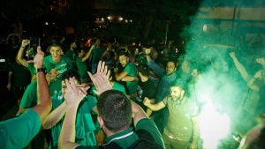 &Sigma;&upsilon;&nu;&epsilon;&chi;ί&zeta;&omicron;&nu;&tau;&alpha;&iota; &delta;&upsilon;&nu;&alpha;&mu;&iota;&kappa;ά &omicron;&iota; &alpha;&nu;&alpha;&nu;&epsilon;ώ&sigma;&epsilon;&iota;&sigmaf; &kappa;&alpha;&iota; &omicron;&iota; &epsilon;&gamma;&gamma;&rho;&alpha;&phi;έ&sigmaf; &sigma;&tau;&omicron;&nu; &Epsilon;&rho;&alpha;&sigma;&iota;&tau;έ&chi;&nu;&eta;