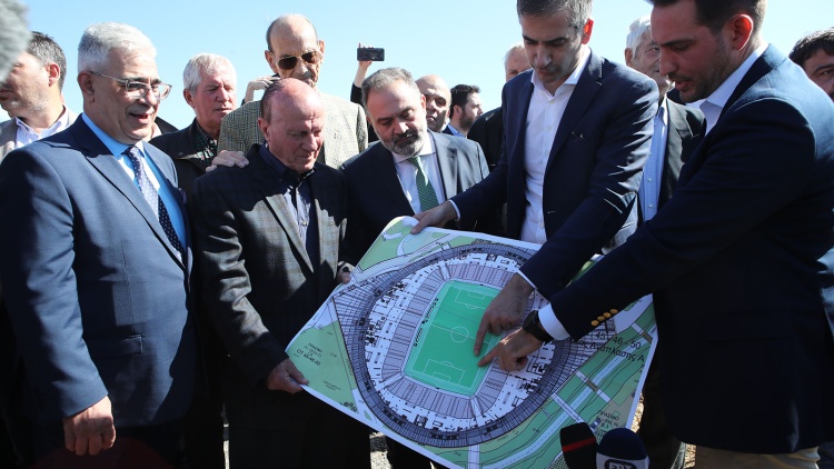 &Tau;&sigma;&iota;&alpha;&tau;&sigma;&iota;ά&mu;&eta;&sigmaf;: &laquo;Ί&sigma;&omega;&sigmaf; &kappa;&alpha;&iota; &nu;&omega;&rho;ί&tau;&epsilon;&rho;&alpha; έ&tau;&omicron;&iota;&mu;&omicron; &tau;&omicron; &nu;έ&omicron; &gamma;ή&pi;&epsilon;&delta;&omicron; &tau;&omicron;&upsilon; &Pi;&alpha;&nu;&alpha;&theta;&eta;&nu;&alpha;ϊ&kappa;&omicron;ύ&raquo;