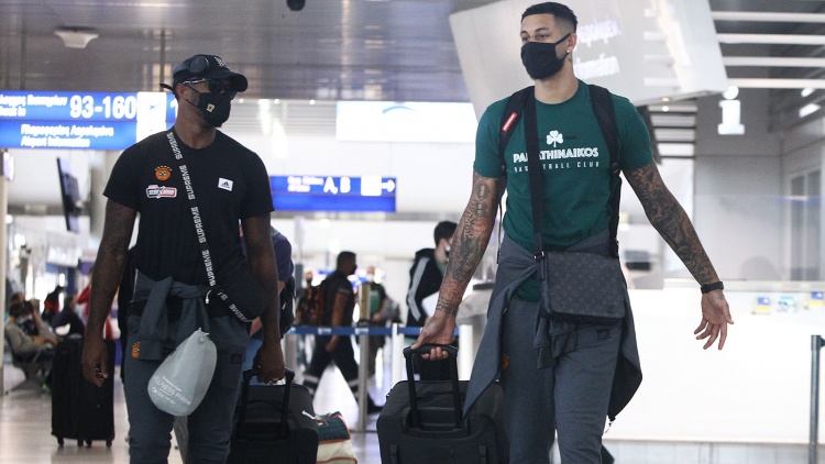 Έ&phi;&tau;&alpha;&sigma;&epsilon; &sigma;&tau;&eta; &Beta;&alpha;&lambda;έ&nu;&theta;&iota;&alpha; &omicron; &Pi;&alpha;&nu;&alpha;&theta;&eta;&nu;&alpha;ϊ&kappa;ό&sigmaf; (vid)