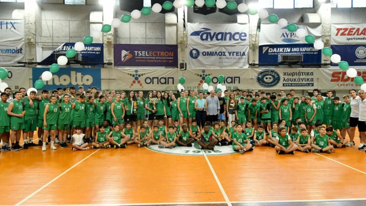 &Gamma;&iota;&omicron;&rho;&tau;&iota;&nu;ό &kappa;&lambda;&epsilon;ί&sigma;&iota;&mu;&omicron; &gamma;&iota;&alpha; &tau;&eta;&nu; &Alpha;&kappa;&alpha;&delta;&eta;&mu;ί&alpha; &mu;&pi;ά&sigma;&kappa;&epsilon;&tau; (pics)