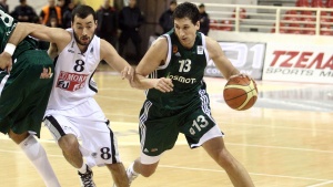 &Sigma;&tau;&eta;&nu; &kappa;&omicron;&rho;&upsilon;&phi;&alpha;ί&alpha; 5ά&delta;&alpha; &tau;&eta;&sigmaf; 20&epsilon;&tau;ί&alpha;&sigmaf; &sigma;&tau;&alpha; Eurobasket &omicron; &Delta;&iota;&alpha;&mu;&alpha;&nu;&tau;ί&delta;&eta;&sigmaf; (pic)