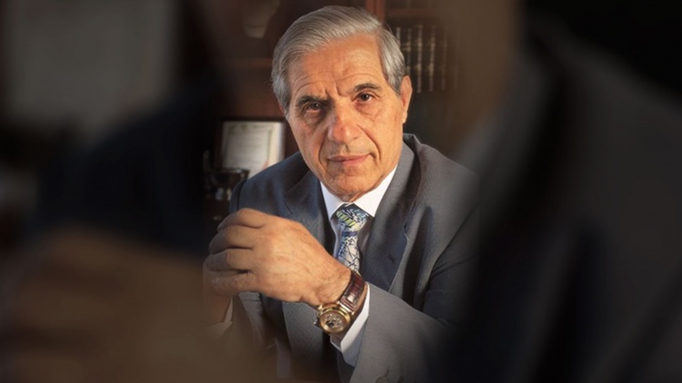&Kappa;&Alpha;&Epsilon; &Pi;&alpha;&nu;&alpha;&theta;&eta;&nu;&alpha;ϊ&kappa;ό&sigmaf;: &laquo;&Tau;&omicron; 40&omicron; &alpha;&phi;&iota;&epsilon;&rho;&omega;&mu;έ&nu;&omicron; &sigma;&tau;&omicron;&nu; &Pi;&alpha;ύ&lambda;&omicron; &Gamma;&iota;&alpha;&nu;&nu;&alpha;&kappa;ό&pi;&omicron;&upsilon;&lambda;&omicron;&raquo;