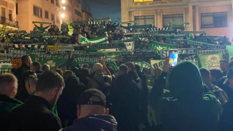 &Pi;&alpha;&nu;&alpha;&theta;&eta;&nu;&alpha;ϊ&kappa;ό... &pi;ά&rho;&tau;&upsilon; έ&xi;&omega; &alpha;&pi;ό &tau;&omicron; &laquo;&Theta;&epsilon;&rho;ά&mu;&iota;&kappa;&alpha;&raquo; (pics+vid)