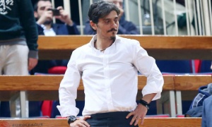 &Alpha;&pi;&omicron;&rho;ί&alpha;, έ&kappa;&pi;&lambda;&eta;&xi;&eta; &kappa;&alpha;&iota; &rho;&alpha;&nu;&tau;&epsilon;&beta;&omicron;ύ &mu;&epsilon; &Mu;&pi;ά&omicron;&upsilon;&mu;&alpha;&nu;