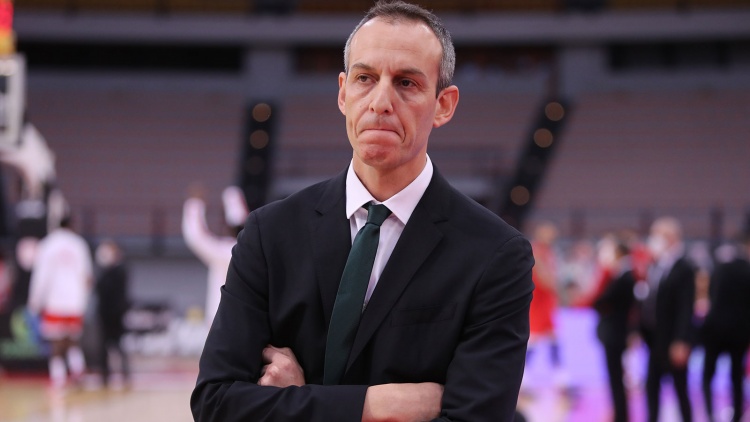 &Kappa;ά&tau;&alpha;&sigmaf;: &laquo;&Upsilon;&pi;ή&rho;&xi;&alpha;&nu; &pi;&alpha;ί&kappa;&tau;&epsilon;&sigmaf; &pi;&omicron;&upsilon; &beta;&gamma;ή&kappa;&alpha;&nu; &mu;&pi;&rho;&omicron;&sigma;&tau;ά&raquo;