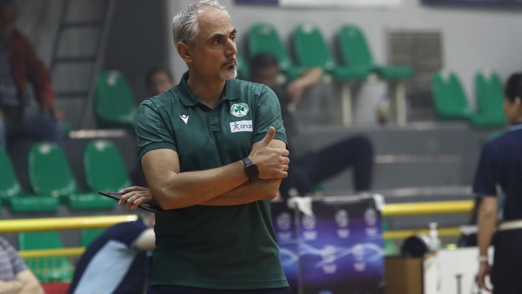 &Kappa;&alpha;&lambda;&mu;&alpha;&zeta;ί&delta;&eta;&sigmaf;: &laquo;&Epsilon;ί&mu;&alpha;&sigma;&tau;&epsilon; &kappa;&alpha;&lambda;ύ&tau;&epsilon;&rho;&eta; &omicron;&mu;ά&delta;&alpha; &kappa;&alpha;&iota; &mu;&pi;&omicron;&rho;&omicron;ύ&mu;&epsilon; &nu;&alpha; &kappa;&epsilon;&rho;&delta;ί&sigma;&omicron;&upsilon;&mu;&epsilon; &tau;&omicron; &pi;&rho;&omega;&tau;ά&theta;&lambda;&eta;&mu;&alpha;&raquo;
