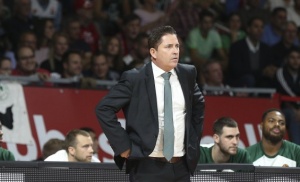 &Pi;&alpha;&sigma;&kappa;&omicron;&upsilon;ά&lambda;: &laquo;&Delta;&epsilon;&nu; &kappa;&epsilon;&rho;&delta;ί&zeta;&epsilon;&iota;&sigmaf; &mu;&epsilon; 17 &lambda;ά&theta;&eta; &kappa;&alpha;&iota; 4 &sigma;&tau;&alpha; 20 &tau;&rho;ί&pi;&omicron;&nu;&tau;&alpha;&raquo;