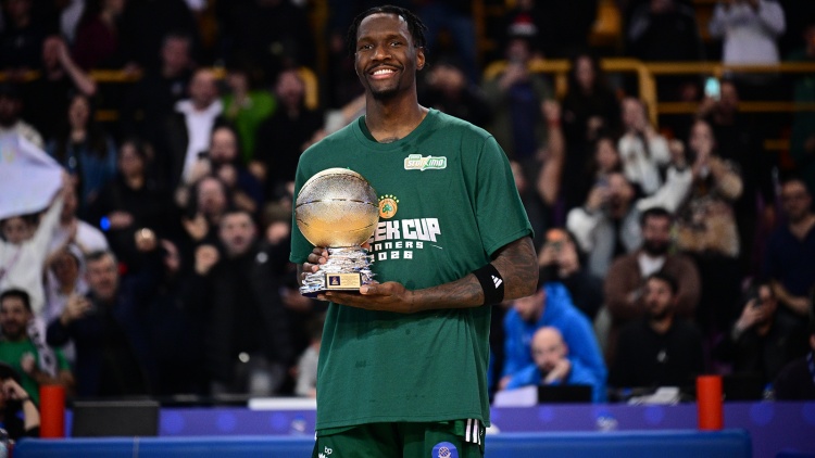 MVP &tau;&omicron;&upsilon; &tau;&epsilon;&lambda;&iota;&kappa;&omicron;ύ &Kappa;&upsilon;&pi;έ&lambda;&lambda;&omicron;&upsilon; &omicron; &Nu;ά&iota;&tau;&zeta;&epsilon;&lambda; &Chi;έ&iota;&sigmaf;-&Nu;&tau;έ&iota;&beta;&iota;&sigmaf; (vids)