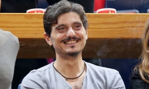 &Gamma;&iota;&alpha;&nu;&nu;&alpha;&kappa;ό&pi;&omicron;&upsilon;&lambda;&omicron;&sigmaf;: &laquo;&Delta;&epsilon;&upsilon;&tau;έ&rho;&alpha; &theta;&alpha; &pi;&lambda;&eta;&rho;ώ&sigma;&omega; ό&lambda;&alpha; &tau;&alpha; &chi;&rho;ή&mu;&alpha;&tau;&alpha; &pi;&omicron;&upsilon; &chi;&rho;&omega;&sigma;&tau;ά&epsilon;&iota; &omicron; &Pi;&Alpha;&Omicron; &sigma;&tau;&omicron; &delta;&eta;&mu;ό&sigma;&iota;&omicron;&raquo;