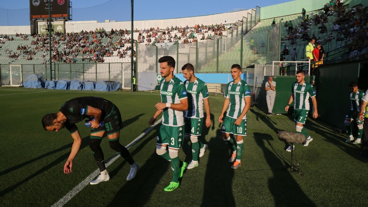 &Kappa;&upsilon;&kappa;&lambda;&omicron;&phi;ό&rho;&eta;&sigma;&alpha;&nu; &tau;&alpha; &epsilon;&iota;&sigma;&iota;&tau;ή&rho;&iota;&alpha; &tau;&omicron;&upsilon; &phi;&iota;&lambda;&iota;&kappa;&omicron;ύ &mu;&epsilon; &tau;&eta; &Phi;ό&lambda;&epsilon;&nu;&tau;&alpha;&mu;