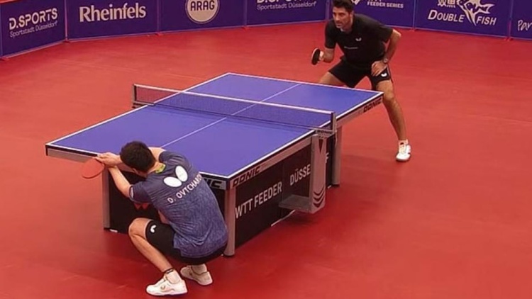 &Tau;&rho;ί&tau;&omicron;&sigmaf; &sigma;&tau;&omicron; World Table Tennis Feeder &omicron; &Gamma;&kappa;&iota;ώ&nu;&eta;&sigmaf;!