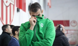 &Delta;&alpha;&kappa;&rho;&upsilon;&gamma;ό&nu;&alpha; &sigma;&tau;&omicron; &Rho;έ&nu;&tau;&eta; - &mu;&epsilon; &kappa;&alpha;&theta;&upsilon;&sigma;&tau;έ&rho;&eta;&sigma;&eta; &omicron; &pi;&rho;ώ&tau;&omicron;&sigmaf; &tau;&epsilon;&lambda;&iota;&kappa;ό&sigmaf; &tau;&omicron;&upsilon; &Lambda;&iota;&gamma;&kappa; &Kappa;&alpha;&pi; (pics)