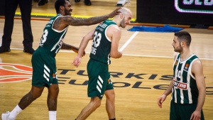 &Tau;&omicron; &alpha;&phi;&iota;έ&rho;&omega;&mu;&alpha; &tau;&eta;&sigmaf; &Epsilon;&upsilon;&rho;&omega;&lambda;ί&gamma;&kappa;&alpha; &sigma;&tau;&omicron; &tau;&rho;&iota;&pi;&lambda;-&nu;&tau;&alpha;&mu;&pi;&lambda; &tau;&omicron;&upsilon; &Kappa;&alpha;&lambda;ά&theta;&eta; (vid)