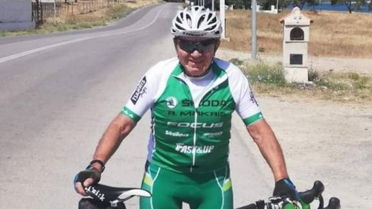 &Alpha;&upsilon;&tau;&omicron;ί &epsilon;ί&nu;&alpha;&iota; &omicron;&iota; &mu;&epsilon;&gamma;&alpha;&lambda;ύ&tau;&epsilon;&rho;&omicron;&iota; &eta;&lambda;&iota;&kappa;&iota;&alpha;&kappa;ά &alpha;&theta;&lambda;&eta;&tau;έ&sigmaf; &tau;&omicron;&upsilon; &Pi;&alpha;&nu;&alpha;&theta;&eta;&nu;&alpha;ϊ&kappa;&omicron;ύ ό&lambda;&omega;&nu; &tau;&omega;&nu; &epsilon;&pi;&omicron;&chi;ώ&nu;!