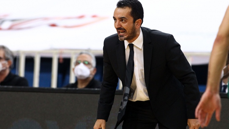 &Beta;ό&beta;&omicron;&rho;&alpha;&sigmaf;: &laquo;&Eta; &Beta;&iota;&lambda;&epsilon;&rho;&mu;&pi;ά&nu; ά&xi;&iota;&zeta;&epsilon; 100% &tau;&eta; &nu;ί&kappa;&eta;&raquo;