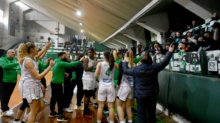 &Mu;ό&nu;&omicron; &omicron;&iota; &kappa;ά&tau;&omicron;&chi;&omicron;&iota; &delta;&iota;&alpha;&rho;&kappa;&epsilon;ί&alpha;&sigmaf; &mu;&epsilon; &pi;&rho;&omicron;&tau;&epsilon;&rho;&alpha;&iota;ό&tau;&eta;&tau;&alpha; &sigma;&tau;&omicron; &mu;&alpha;&tau;&sigmaf; &mu;&epsilon; &tau;&omicron;&nu; &Omicron;&lambda;&upsilon;&mu;&pi;&iota;&alpha;&kappa;ό