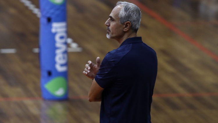 &Kappa;&alpha;&lambda;&mu;&alpha;&zeta;ί&delta;&eta;&sigmaf;: &laquo;&Beta;&gamma;ά&lambda;&alpha;&mu;&epsilon; &sigma;&tau;&rho;&epsilon;&sigmaf; - Έ&chi;&omicron;&upsilon;&mu;&epsilon; &tau;&eta;&nu; &pi;&omicron;&iota;ό&tau;&eta;&tau;&alpha; &omicron;&mu;&alpha;&delta;&iota;&kappa;ά &kappa;&alpha;&iota; &alpha;&tau;&omicron;&mu;&iota;&kappa;ά&raquo;