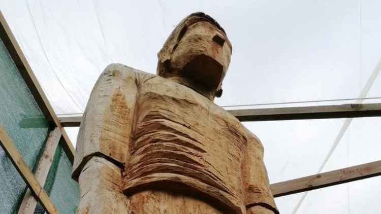 &Tau;&eta;&nu; ά&nu;&omicron;&iota;&xi;&eta; &tau;&omicron;&pi;&omicron;&theta;&epsilon;&tau;&epsilon;ί&tau;&alpha;&iota; &tau;&omicron; ά&gamma;&alpha;&lambda;&mu;&alpha; &tau;&omicron;&upsilon; &Kappa;&alpha;&lambda;&alpha;&phi;ά&tau;&eta; (pics)