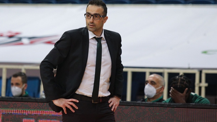 &Chi;&alpha;&rho;&alpha;&lambda;&alpha;&mu;&pi;ί&delta;&eta;&sigmaf;: &laquo;&Xi;έ&rho;&epsilon;&iota; &kappa;&alpha;&iota; &omicron; &Kappa;ά&tau;&alpha;&sigmaf; ό&tau;&iota; &alpha;&delta;&iota;&kappa;&epsilon;ί&tau;&alpha;&iota; &alpha;&pi;ό &tau;&eta;&nu; &epsilon;&iota;&kappa;ό&nu;&alpha; &tau;&omicron;&upsilon;&raquo;
