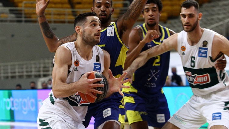 &Tau;&alpha; &sigma;&tau;&iota;&gamma;&mu;&iota;ό&tau;&upsilon;&pi;&alpha; &alpha;&pi;ό &tau;&omicron; 2-1 &tau;&omicron;&upsilon; &Pi;&alpha;&nu;&alpha;&theta;&eta;&nu;&alpha;ϊ&kappa;&omicron;ύ &epsilon;&pi;ί &tau;&omicron;&upsilon; &Lambda;&alpha;&upsilon;&rho;ί&omicron;&upsilon; (vid)