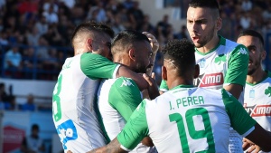 &Mu;&epsilon; &Pi;&alpha;&nu;&alpha;&chi;&alpha;ϊ&kappa;ή &sigma;&tau;&omicron; &Kappa;ύ&pi;&epsilon;&lambda;&lambda;&omicron; &omicron; &Pi;&alpha;&nu;&alpha;&theta;&eta;&nu;&alpha;ϊ&kappa;ό&sigmaf;