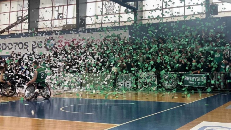 &Pi;&rho;ώ&tau;&omicron;&sigmaf; &kappa;&alpha;&iota; &alpha;ή&tau;&tau;&eta;&tau;&omicron;&sigmaf; &sigma;&tau;&eta;&nu; &kappa;&alpha;&nu;&omicron;&nu;&iota;&kappa;ή &pi;&epsilon;&rho;ί&omicron;&delta;&omicron; &omicron; &Pi;&alpha;&nu;&alpha;&theta;&eta;&nu;&alpha;ϊ&kappa;ό&sigmaf;