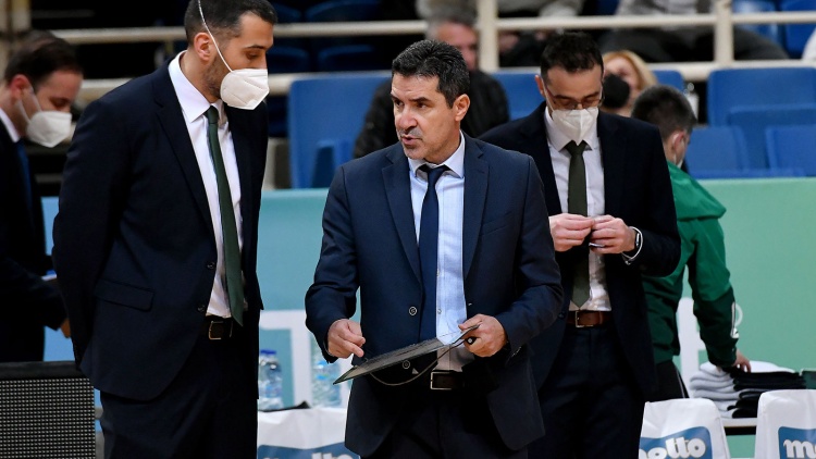&Pi;&rho;ί&phi;&tau;&eta;&sigmaf;: &laquo;&Pi;&iota;&theta;&alpha;&nu;ό&tau;&alpha;&tau;&alpha; &omicron; &Pi;&alpha;&pi;&alpha;&pi;έ&tau;&rho;&omicron;&upsilon; &delta;&epsilon; &theta;&alpha; &epsilon;ί&nu;&alpha;&iota; &mu;&alpha;&zeta;ί &mu;&alpha;&sigmaf; &sigma;&tau;&omicron; Final 4&raquo;