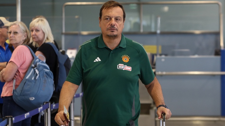 Ά&tau;&alpha;&mu;&alpha;&nu;: &laquo;&Pi;&rho;έ&pi;&epsilon;&iota; &nu;&alpha; &kappa;&upsilon;&kappa;&lambda;&omicron;&phi;&omicron;&rho;ή&sigma;&omicron;&upsilon;&mu;&epsilon; &kappa;&alpha;&lambda;ά &tau;&eta;&nu; &mu;&pi;ά&lambda;&alpha; &kappa;&alpha;&iota; &nu;&alpha; &mu;&eta;&nu; &kappa;ά&nu;&omicron;&upsilon;&mu;&epsilon; &lambda;ά&theta;&eta;&raquo;