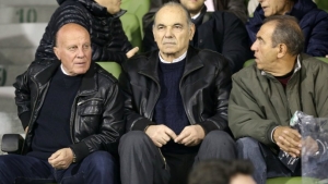 &Alpha;&nu;&alpha;&kappa;&omicron;ί&nu;&omega;&sigma;&eta; &kappa;&alpha;&tau;ά &Alpha;&lambda;&alpha;&phi;&omicron;ύ&zeta;&omicron;&upsilon; &kappa;&alpha;&iota; &delta;&iota;&omicron;ί&kappa;&eta;&sigma;&eta;&sigmaf; &alpha;&pi;ό &tau;&omicron;&upsilon;&sigmaf; &pi;&alpha;&lambda;&alpha;&iota;&mu;ά&chi;&omicron;&upsilon;&sigmaf;