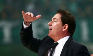 &Pi;&alpha;&sigma;&kappa;&omicron;&upsilon;ά&lambda;: &laquo;&Pi;&alpha;ί&xi;&alpha;&mu;&epsilon; &phi;&rho;&iota;&chi;&tau;ά&raquo;