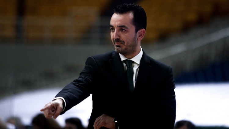 &Beta;ό&beta;&omicron;&rho;&alpha;&sigmaf;: &laquo;&Beta;&gamma;ά&lambda;&alpha;&mu;&epsilon; &alpha;&nu;&tau;ί&delta;&rho;&alpha;&sigma;&eta;, &delta;ύ&sigma;&kappa;&omicron;&lambda;&alpha; &omicron; &Phi;ό&sigma;&tau;&epsilon;&rho; &tau;&eta;&nu; &Pi;&alpha;&rho;&alpha;&sigma;&kappa;&epsilon;&upsilon;ή&raquo;
