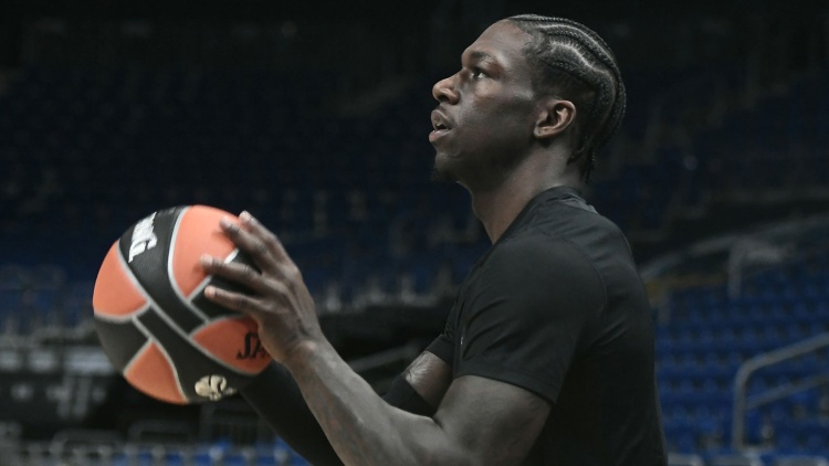 &Delta;&eta;&lambda;ώ&theta;&eta;&kappa;&epsilon; &alpha;&nu;&tau;ί &tau;&omicron;&upsilon; &Chi;&omicron;&upsilon;ά&nu;&tau;&sigma;&omicron; &sigma;&tau;&eta;&nu; Basket League o &Nu;&alpha;&nu;