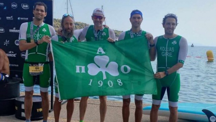 &Epsilon;&pi;&iota;&tau;&upsilon;&chi;ί&epsilon;&sigmaf; &gamma;&iota;&alpha; &tau;&omicron;&nu; &Pi;&alpha;&nu;&alpha;&theta;&eta;&nu;&alpha;ϊ&kappa;ό &sigma;&tau;&omicron; &tau;&rho;ί&alpha;&theta;&lambda;&omicron;