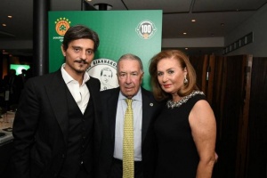 &Tau;&omicron; Gala Dinner &tau;&omicron;&upsilon; 1&omicron;&upsilon; &Tau;&omicron;&upsilon;&rho;&nu;&omicron;&upsilon;ά &laquo;&Pi;&alpha;ύ&lambda;&omicron;&sigmaf; &Gamma;&iota;&alpha;&nu;&nu;&alpha;&kappa;ό&pi;&omicron;&upsilon;&lambda;&omicron;&sigmaf;&raquo; (vid)