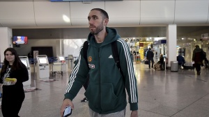 &Lambda;&omicron;&tau;&zeta;έ&sigma;&kappa;&iota;: &laquo;&Epsilon;ί&nu;&alpha;&iota; &theta;έ&mu;&alpha; &alpha;&upsilon;&tau;&omicron;&pi;&epsilon;&pi;&omicron;ί&theta;&eta;&sigma;&eta;&sigmaf;&raquo;