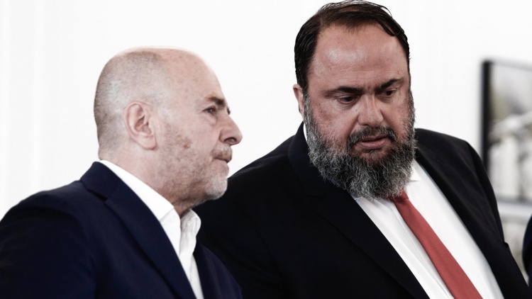Super League: &Omicron; &Mu;&alpha;&rho;&iota;&nu;ά&kappa;&eta;&sigmaf; &zeta;&eta;&tau;ά 5 &epsilon;&kappa;&alpha;&tau;. &epsilon;&upsilon;&rho;ώ &alpha;&pi;ό &Pi;&alpha;&nu;&alpha;&theta;&eta;&nu;&alpha;ϊ&kappa;ό &kappa;&alpha;&iota; &Alpha;&Epsilon;&Kappa;