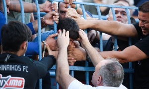 &laquo;&Sigma;&upsilon;&nu;&alpha;&gamma;&epsilon;&rho;&mu;ό&sigmaf;&raquo; &sigma;&tau;&eta; &Rho;&iota;&zeta;&omicron;ύ&pi;&omicron;&lambda;&eta; &gamma;&iota;&alpha; &tau;&omicron;&nu; 10&chi;&rho;&omicron;&nu;&omicron; &pi;&iota;&tau;&sigma;&iota;&rho;&iota;&kappa;ά (pic)