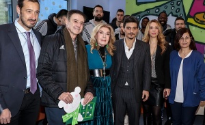 &Pi;&iota;&tau;ί&nu;&omicron;: &laquo;&Omicron; &Pi;&alpha;&nu;&alpha;&theta;&eta;&nu;&alpha;ϊ&kappa;ό&sigmaf; &epsilon;ί&nu;&alpha;&iota; &pi;&epsilon;&rho;ή&phi;&alpha;&nu;&omicron;&sigmaf; &gamma;&iota;&alpha; &epsilon;&sigma;ά&sigmaf;&raquo; (pic)