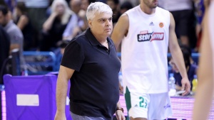 &Pi;&rho;ό&tau;&alpha;&sigma;&eta; &alpha;&pi;ό &omicron;&mu;ά&delta;&alpha; &tau;&eta;&sigmaf; &Epsilon;&upsilon;&rho;&omega;&lambda;ί&gamma;&kappa;&alpha; &sigma;&tau;&omicron;&nu; &Mu;ά&nu;&omicron; &Pi;&alpha;&pi;&alpha;&delta;ό&pi;&omicron;&upsilon;&lambda;&omicron;