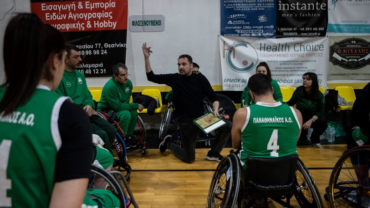 &Sigma;&tau;&omicron;&nu; &tau;&epsilon;&lambda;&iota;&kappa;ό &tau;&omicron;&upsilon; &Kappa;&upsilon;&pi;έ&lambda;&lambda;&omicron;&upsilon; &mu;&epsilon; 100ά&rho;&alpha;!