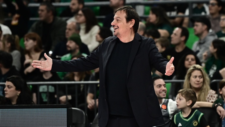 Ά&tau;&alpha;&mu;&alpha;&nu;: &laquo;&Mu;&pi;&alpha;ί&nu;&omicron;&upsilon;&nu; &sigma;&tau;&iota;&sigmaf; &pi;&rho;&omicron;&pi;&omicron;&nu;ή&sigma;&epsilon;&iota;&sigmaf; &Mu;ή&tau;&omicron;&gamma;&lambda;&omicron;&upsilon; &kappa;&alpha;&iota; Ό&sigma;&mu;&alpha;&nu; - &Pi;&omicron;&nu;ά&epsilon;&iota; &alpha;&kappa;ό&mu;&alpha; &omicron; &Nu;&alpha;&nu;&raquo;