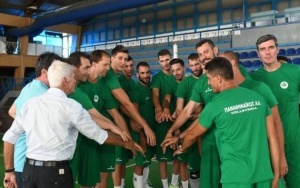 &Omicron;&iota; &alpha;&rho;&iota;&theta;&mu;&omicron;ί &tau;&omega;&nu; &pi;&alpha;&iota;&kappa;&tau;ώ&nu; &beta;ό&lambda;&epsilon;ϊ