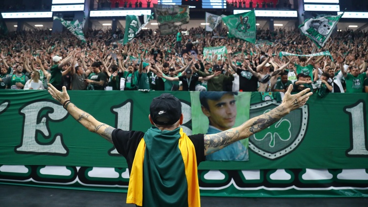 Sold Out &kappa;&alpha;&iota; &tau;&omicron; Game 4 &tau;&omicron;&upsilon; &Pi;&alpha;&nu;&alpha;&theta;&eta;&nu;&alpha;ϊ&kappa;&omicron;ύ &mu;&epsilon; &tau;&eta; &Beta;&alpha;&lambda;έ&nu;&theta;&iota;&alpha;