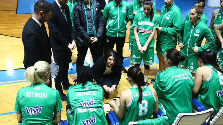&Kappa;&alpha;&pi;&omicron;&gamma;&iota;ά&nu;&nu;&eta;: &laquo;&Kappa;ά&nu;&alpha;&mu;&epsilon; &tau;&eta;&nu; &upsilon;&pi;έ&rho;&beta;&alpha;&sigma;&eta; &sigma;&epsilon; έ&nu;&alpha; &mu;&alpha;&tau;&sigmaf; &pi;&omicron;&upsilon; &mu;&alpha;&sigmaf; &theta;&epsilon;&omega;&rho;&omicron;ύ&sigma;&alpha;&nu; &xi;&epsilon;&gamma;&rho;&alpha;&mu;&mu;έ&nu;&epsilon;&sigmaf;&raquo;