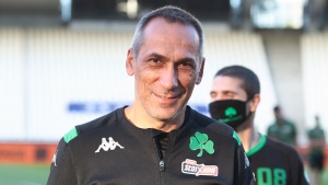 &Delta;ώ&nu;&eta;&sigmaf;: &laquo;&Tau;&omicron;&nu; &Iota;&omicron;ύ&lambda;&iota;&omicron; &mu;&pi;&omicron;&rho;&epsilon;ί &nu;&alpha; &mu;&eta;&nu; έ&chi;&omicron;&upsilon;&mu;&epsilon; 7-8 &pi;&alpha;ί&kappa;&tau;&epsilon;&sigmaf;&raquo;