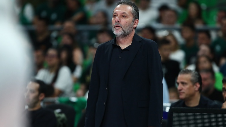 &Sigma;&epsilon;&rho;έ&lambda;&eta;&sigmaf;: &laquo;&Theta;έ&lambda;&omicron;&upsilon;&mu;&epsilon; &delta;&omicron;&upsilon;&lambda;&epsilon;&iota;ά &kappa;&alpha;&iota; &delta;&iota;ά&rho;&kappa;&epsilon;&iota;&alpha; &ndash; &Omicron; &Gamma;&kappa;&rho;&iota;&gamma;&kappa;ό&nu;&iota;&sigmaf; &alpha;&nu;&epsilon;&beta;&alpha;ί&nu;&epsilon;&iota;&raquo;