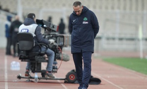 &Delta;ώ&nu;&eta;&sigmaf;: &laquo;&Pi;&lambda;&eta;&rho;ώ&sigma;&alpha;&mu;&epsilon; &tau;&eta;&nu; &alpha;&phi;έ&lambda;&epsilon;&iota;ά &mu;&alpha;&sigmaf;&raquo;
